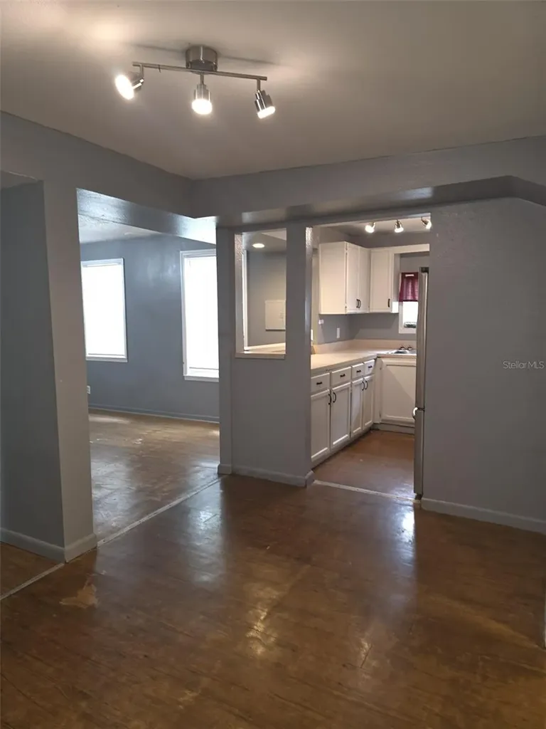 3022 Deleuil Avenue Tampa FL 33610