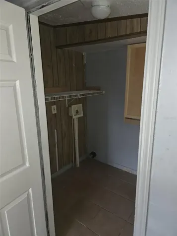 3022 Deleuil Avenue Tampa FL 33610