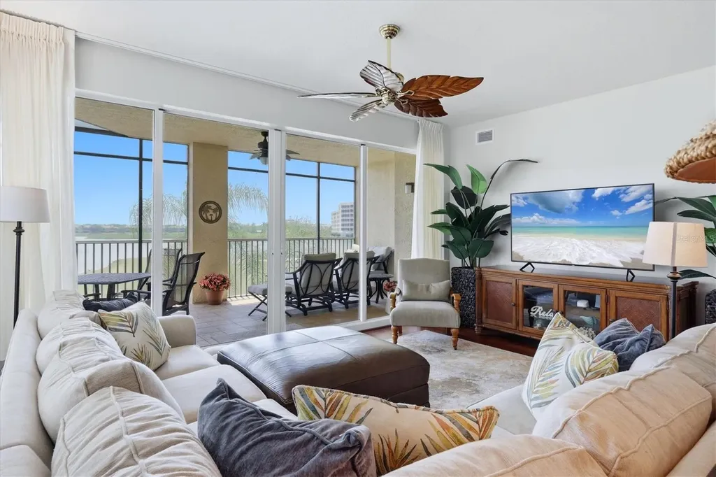 6360 Watercrest Way Lakewood Ranch FL 34202