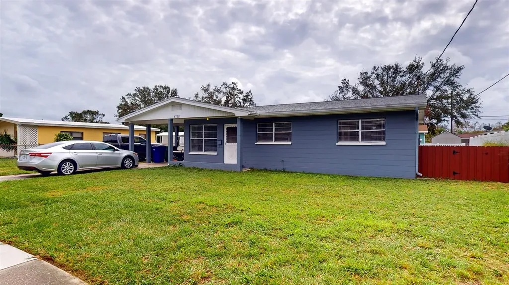 4728 W Bay Avenue Tampa FL 33616