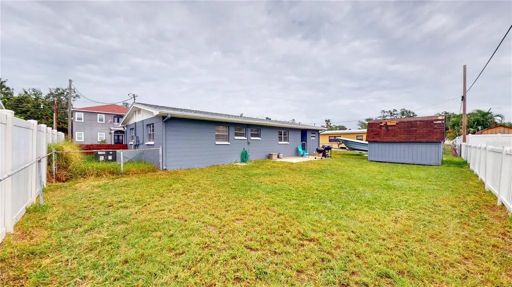 4728 W Bay Avenue Tampa FL 33616