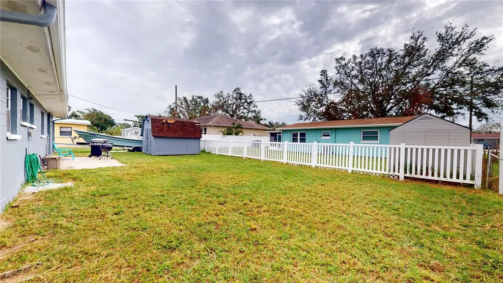 4728 W Bay Avenue Tampa FL 33616