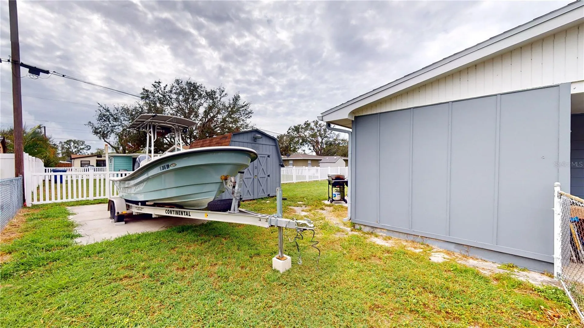 4728 W Bay Avenue Tampa FL 33616