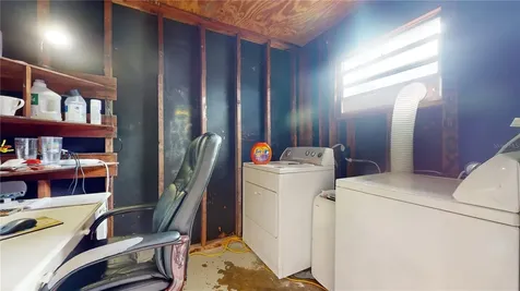 4728 W Bay Avenue Tampa FL 33616