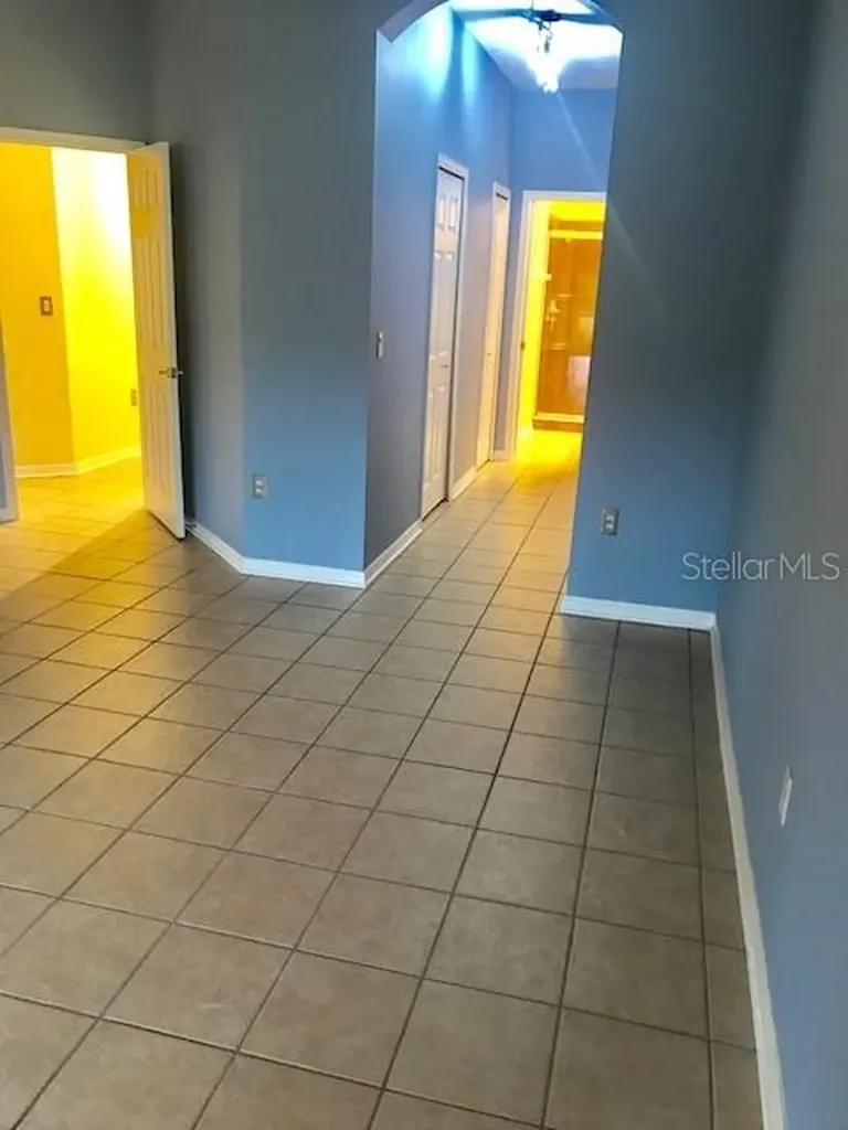 5804 Autumn Shire Drive Zephyrhills FL 33541