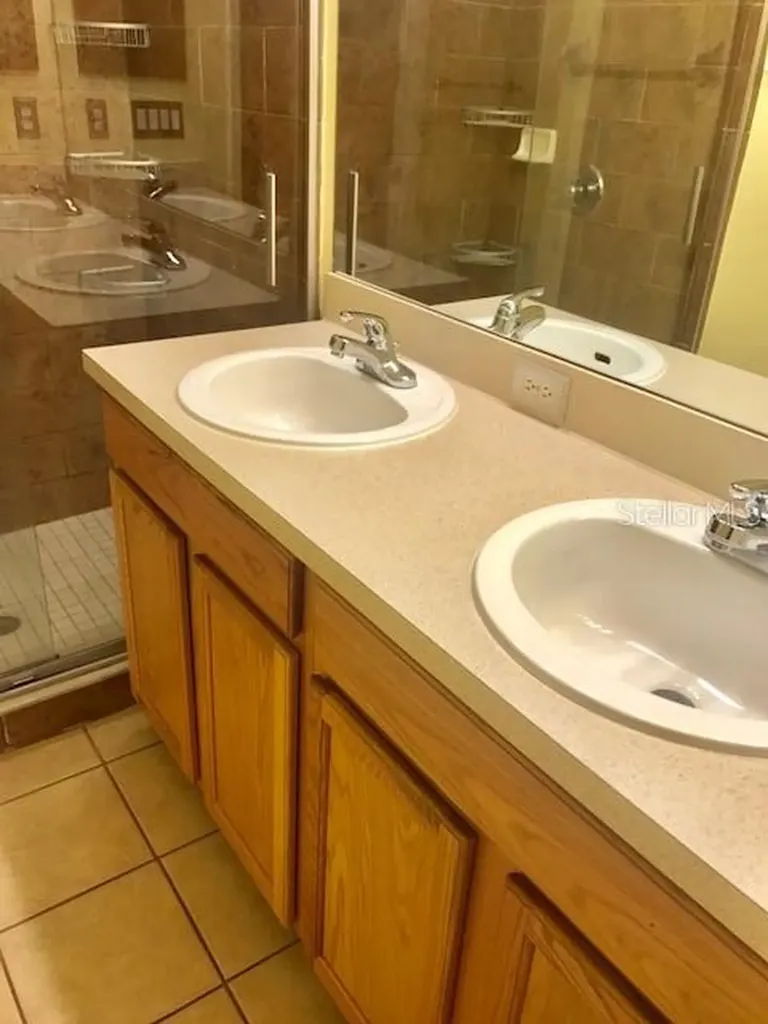 5804 Autumn Shire Drive Zephyrhills FL 33541