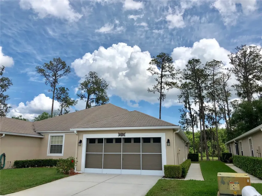 5804 Autumn Shire Drive Zephyrhills FL 33541