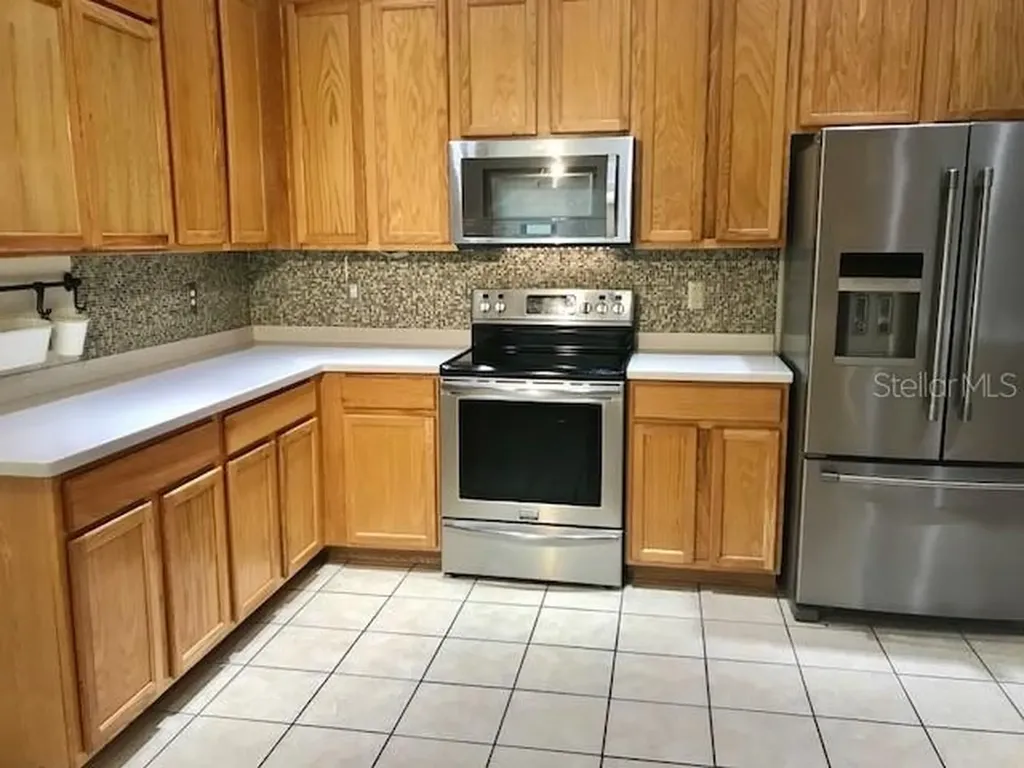 5804 Autumn Shire Drive Zephyrhills FL 33541