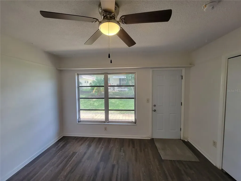 1657 S Lake Avenue Clearwater FL 33756