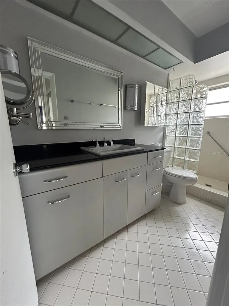 1657 S Lake Avenue Clearwater FL 33756