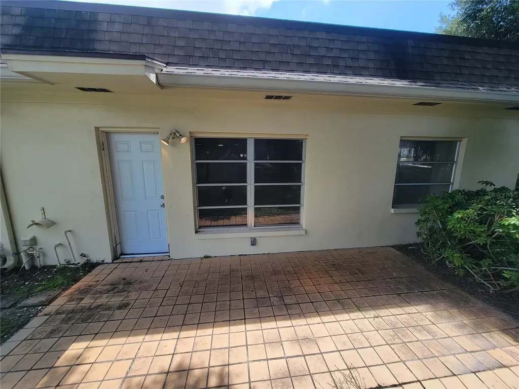 1657 S Lake Avenue Clearwater FL 33756