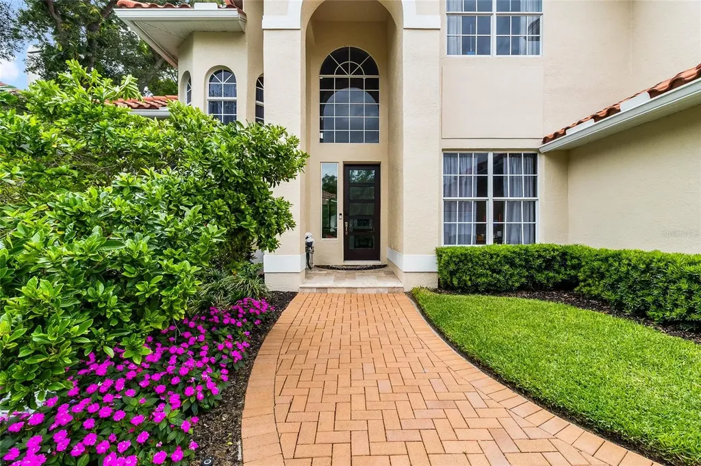 4815 Queen Palm Terrace NE St Petersburg FL 33703