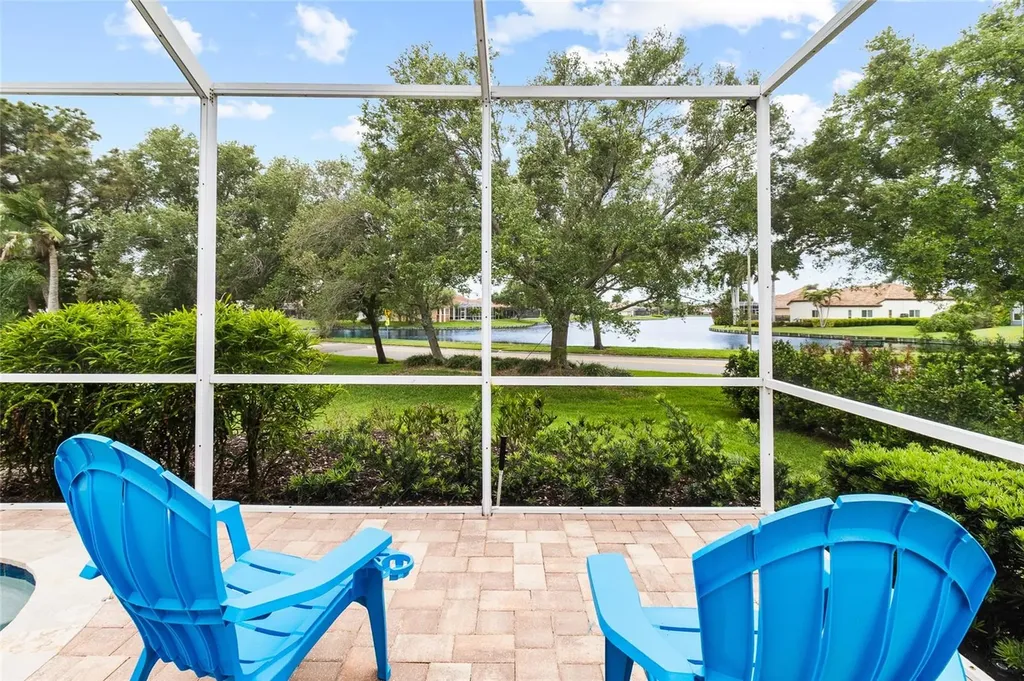 4815 Queen Palm Terrace NE St Petersburg FL 33703
