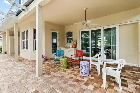 4815 Queen Palm Terrace NE St Petersburg FL 33703