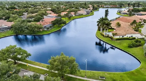 4815 Queen Palm Terrace NE St Petersburg FL 33703