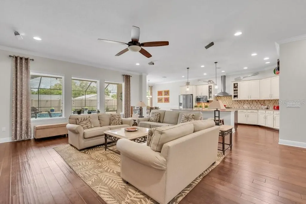 1221 Cadence Court Brandon FL 33511
