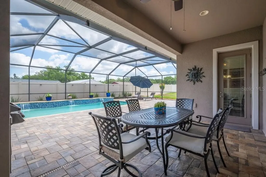 1221 Cadence Court Brandon FL 33511