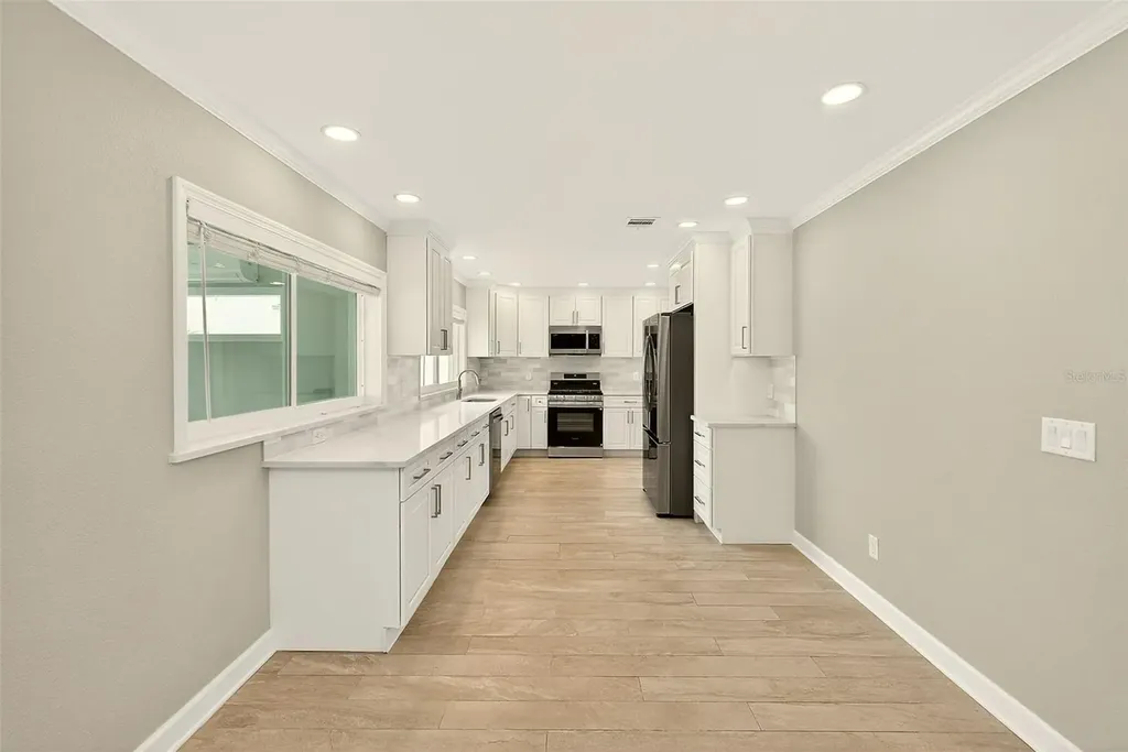 5434 Oakhurst Drive Seminole FL 33772