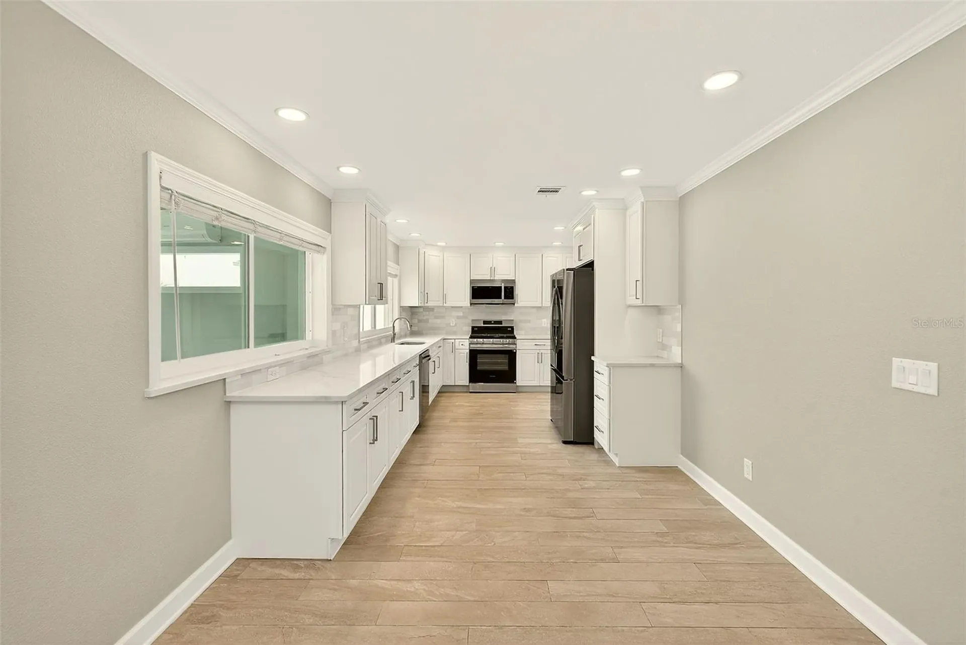 5434 Oakhurst Drive Seminole FL 33772