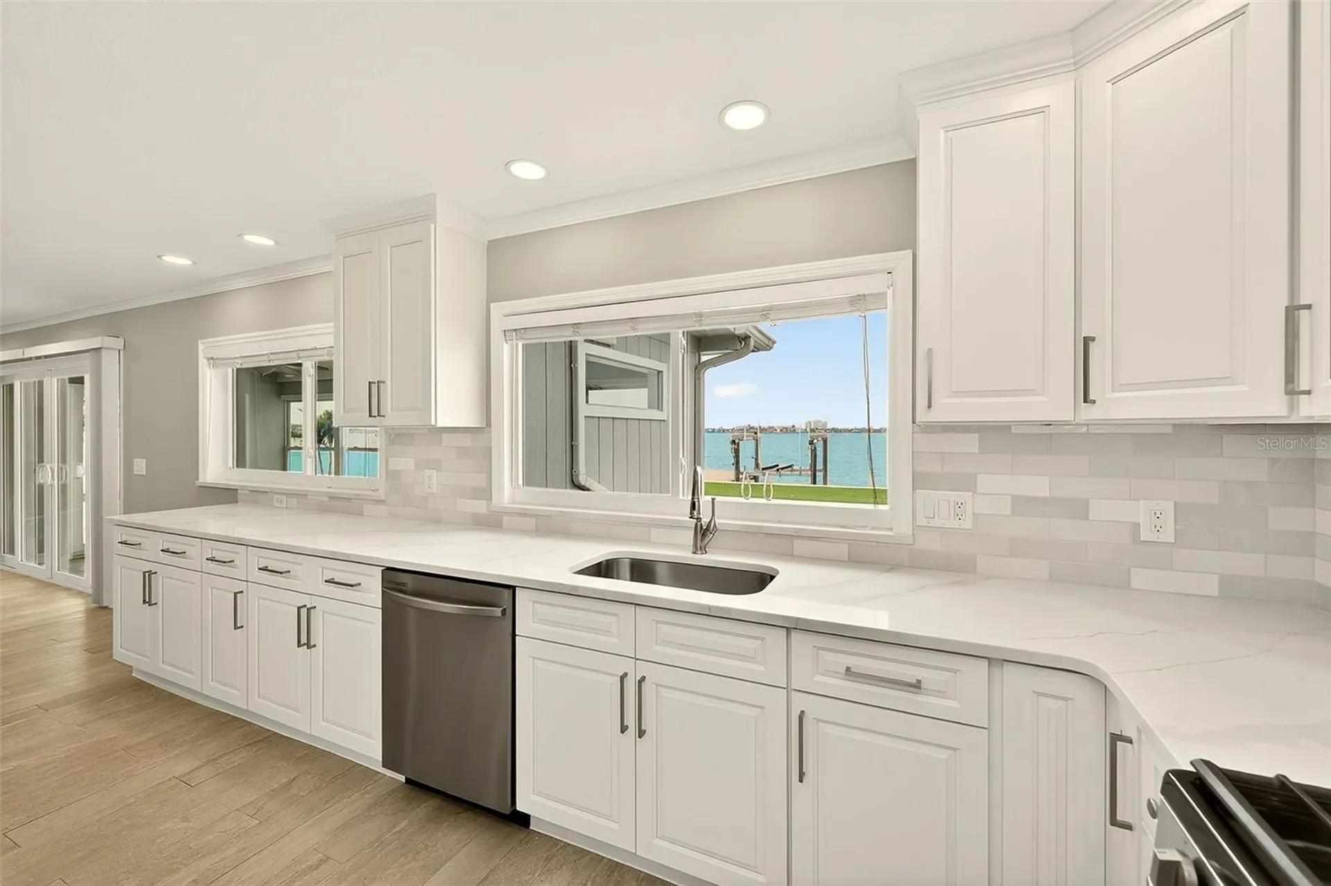 5434 Oakhurst Drive Seminole FL 33772