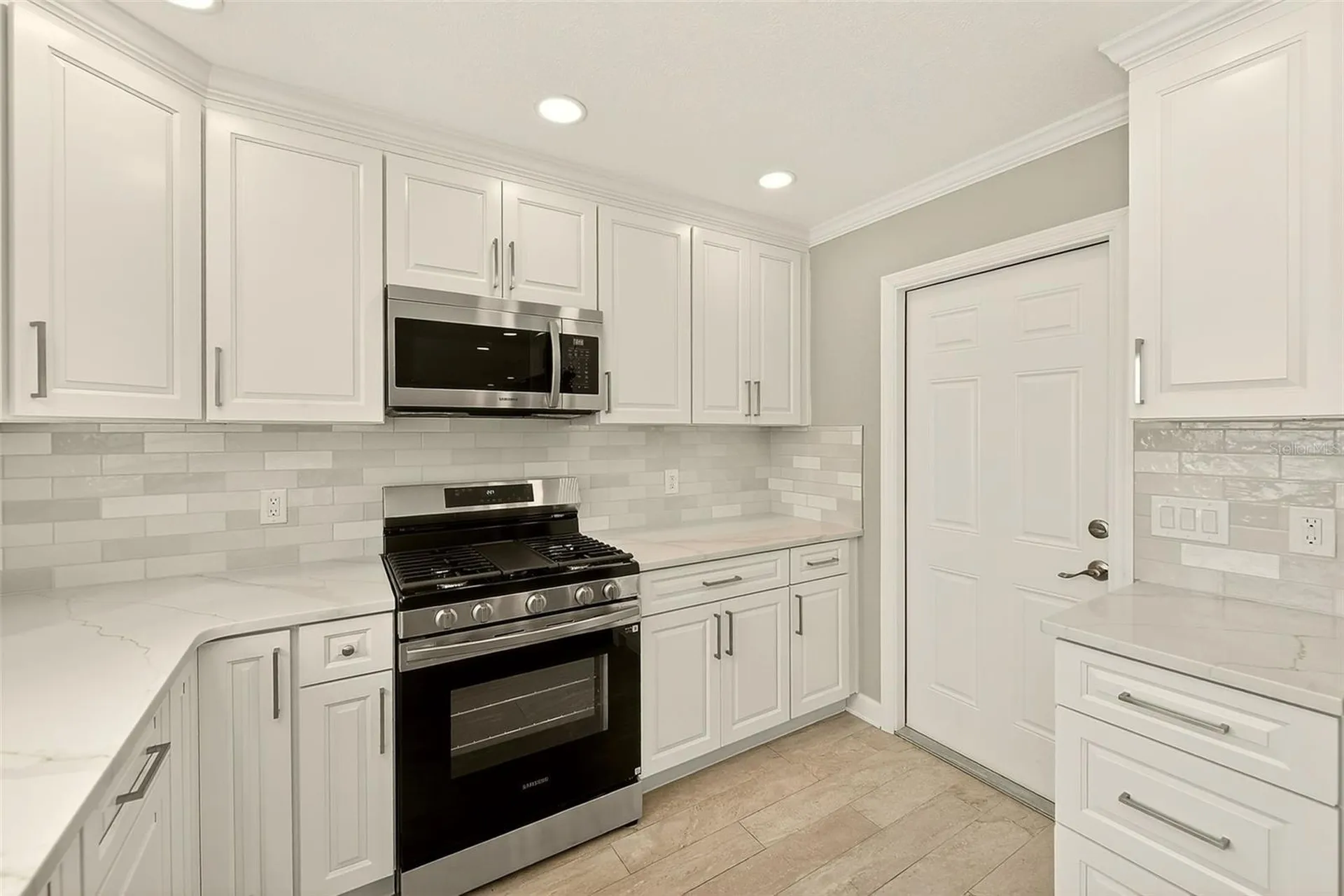 5434 Oakhurst Drive Seminole FL 33772