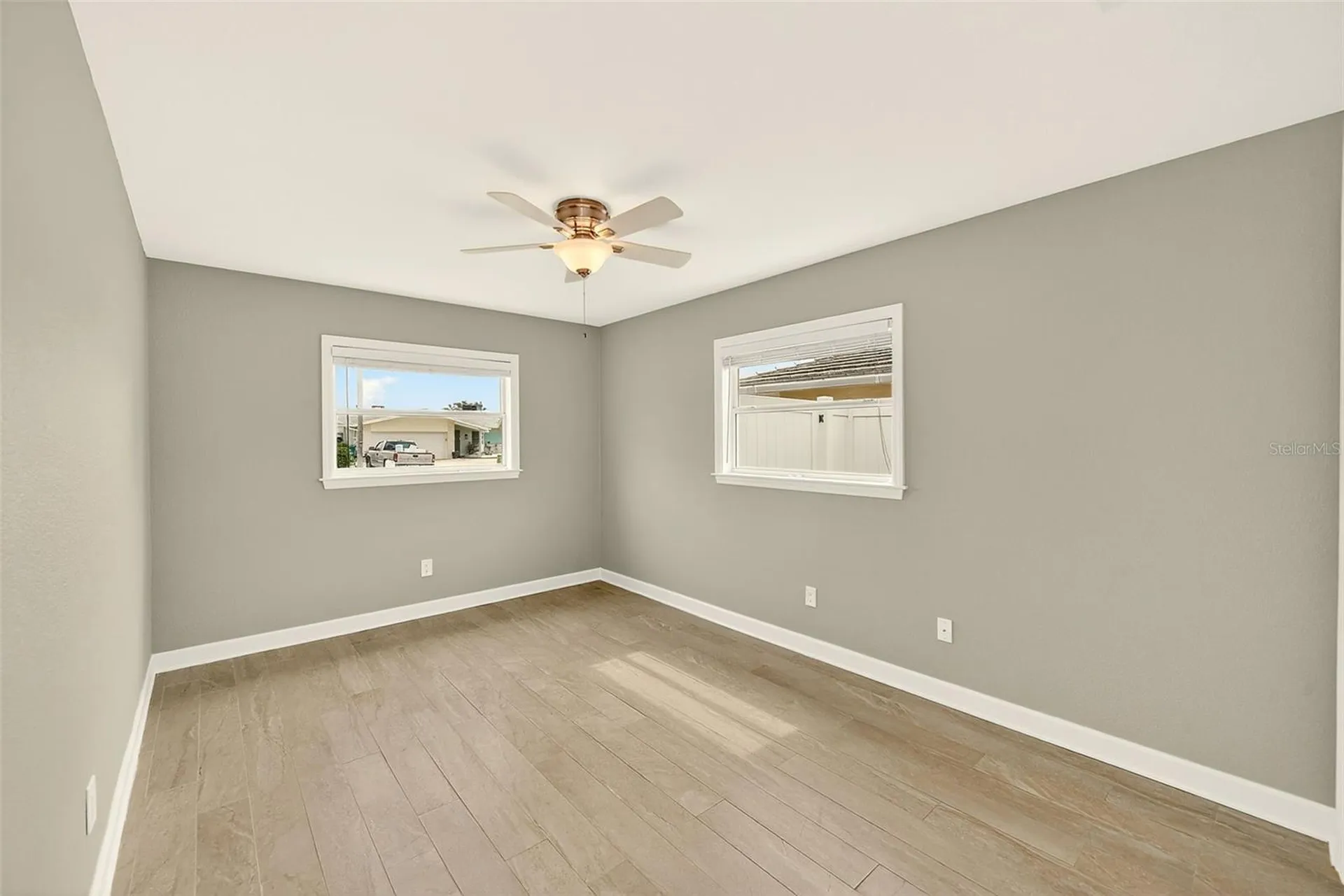 5434 Oakhurst Drive Seminole FL 33772