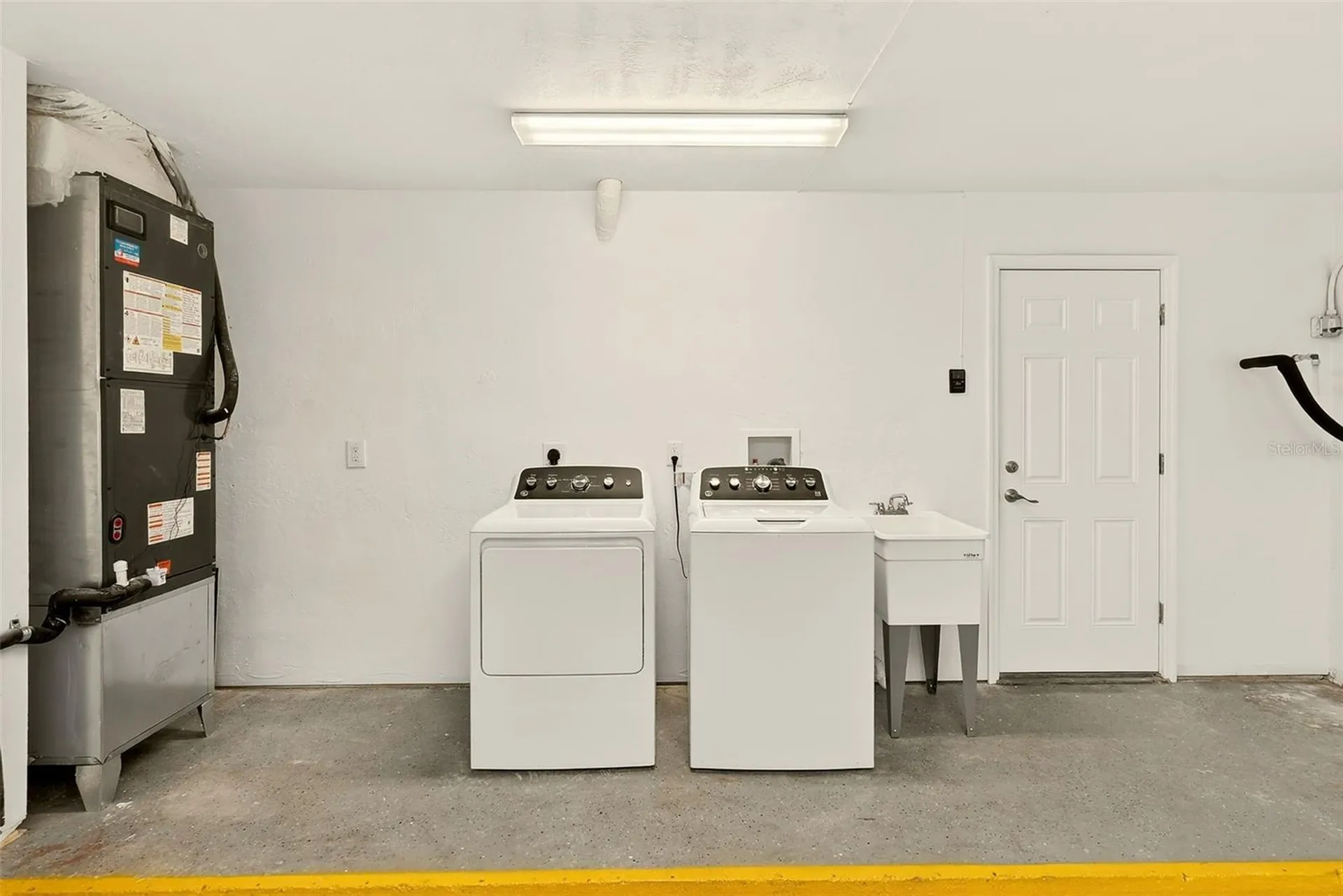 5434 Oakhurst Drive Seminole FL 33772