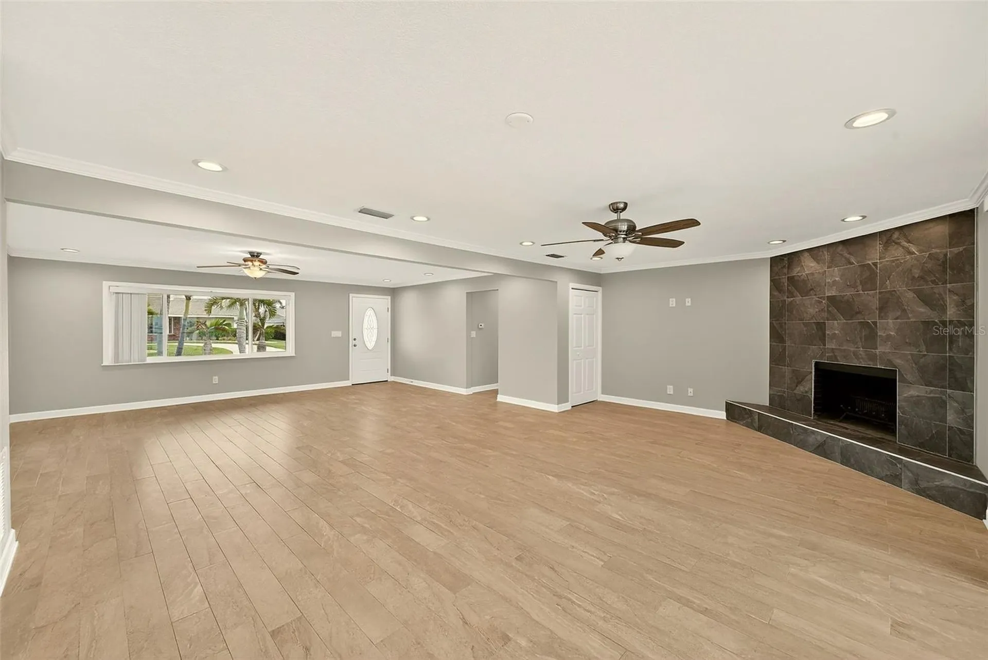 5434 Oakhurst Drive Seminole FL 33772