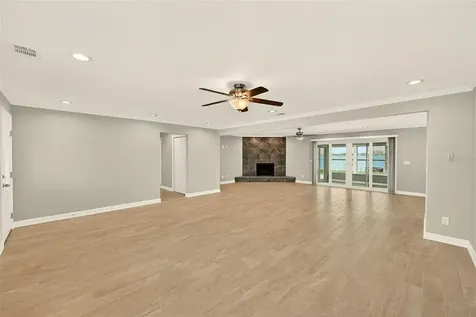 5434 Oakhurst Drive Seminole FL 33772