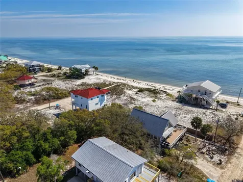 7 Bass Street Panacea FL 32346