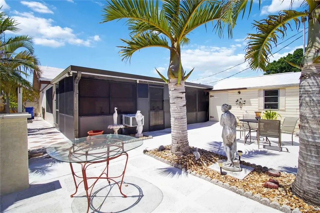1028 Lillian Street Venice FL 34285