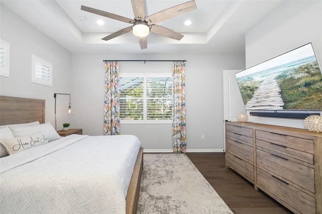 438 Whistler Glen Bradenton FL 34212