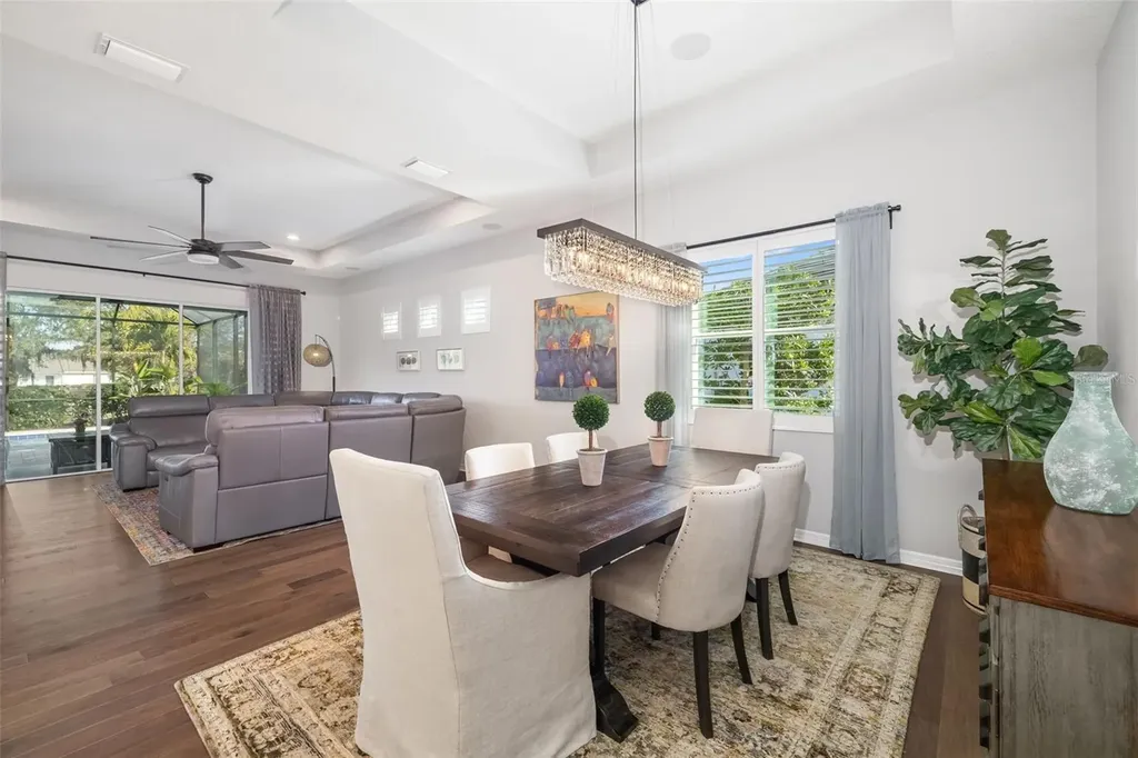 438 Whistler Glen Bradenton FL 34212