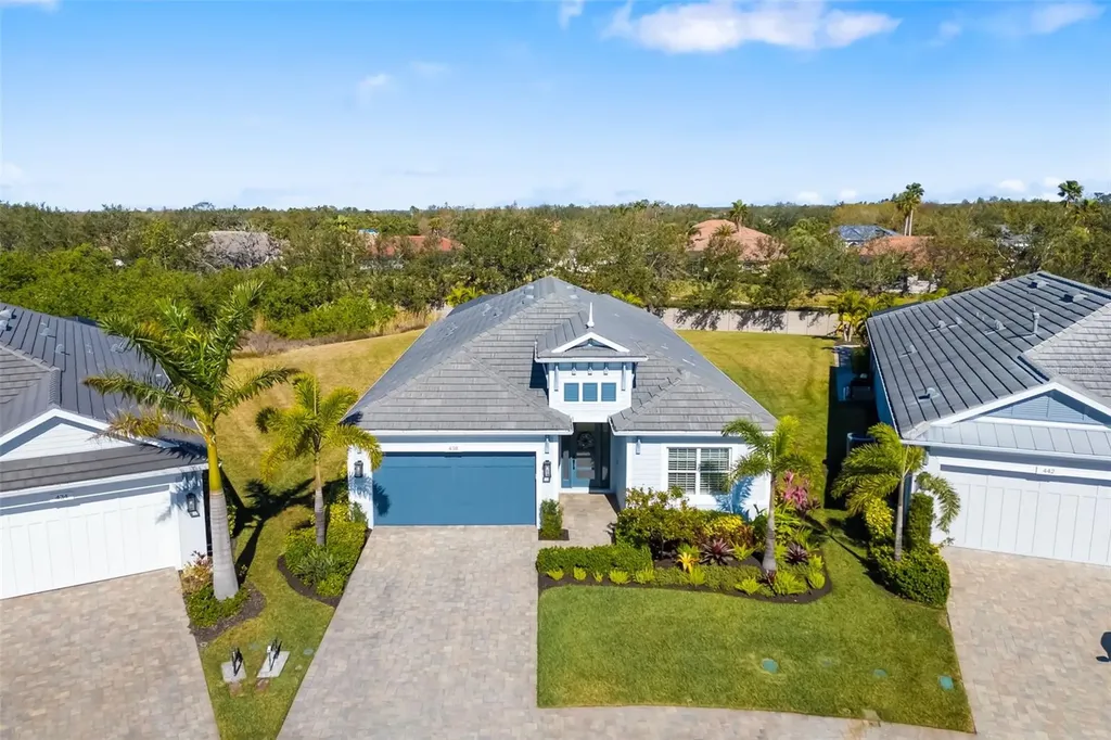 438 Whistler Glen Bradenton FL 34212