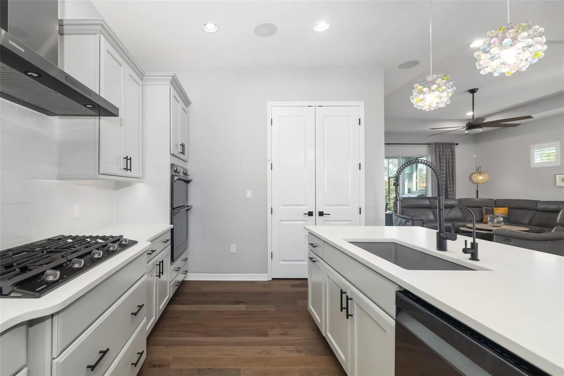 438 Whistler Glen Bradenton FL 34212