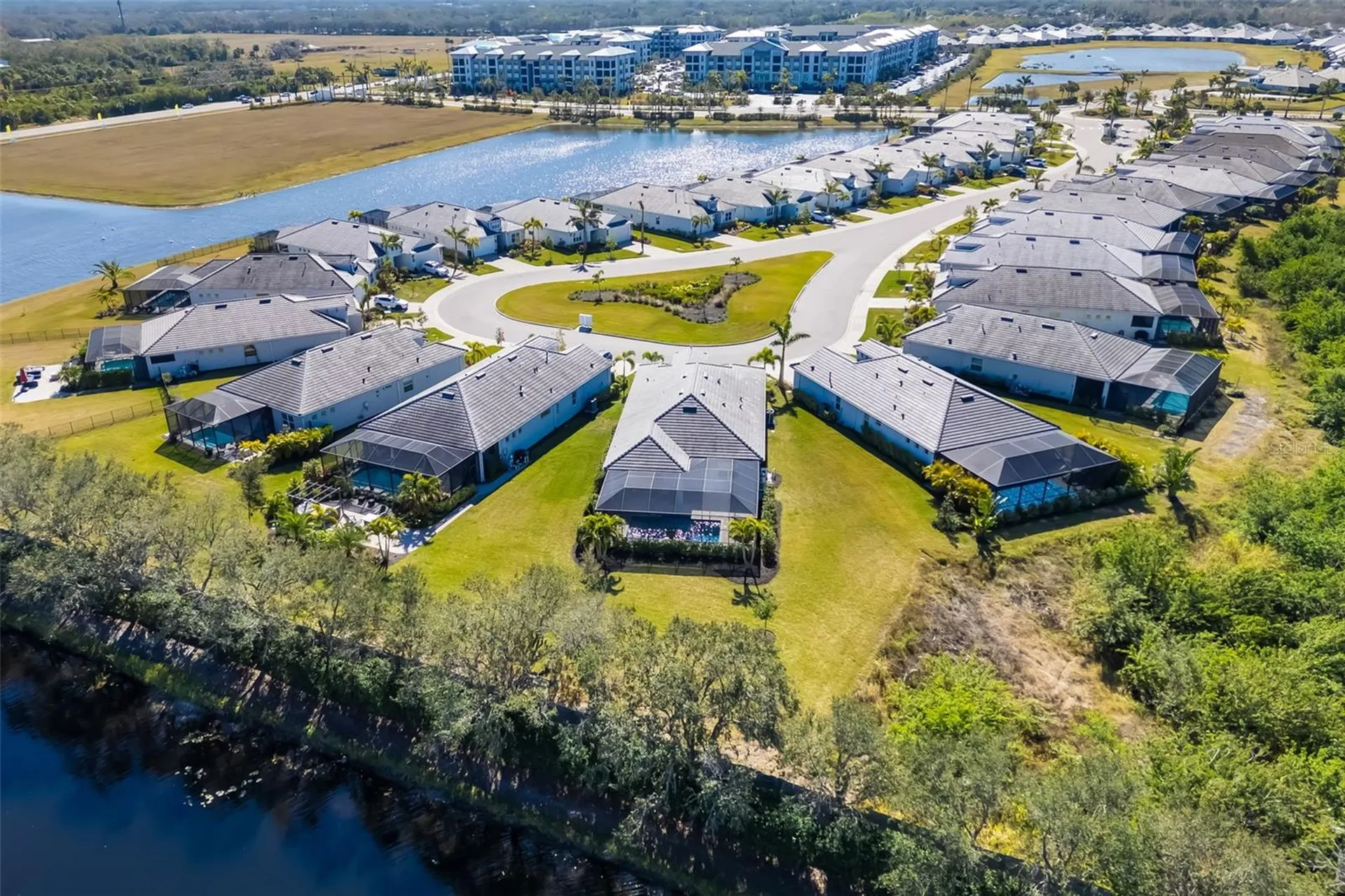 438 Whistler Glen Bradenton FL 34212