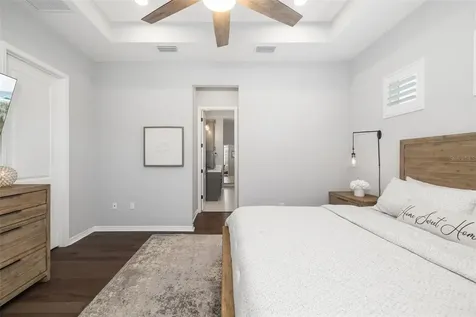 438 Whistler Glen Bradenton FL 34212