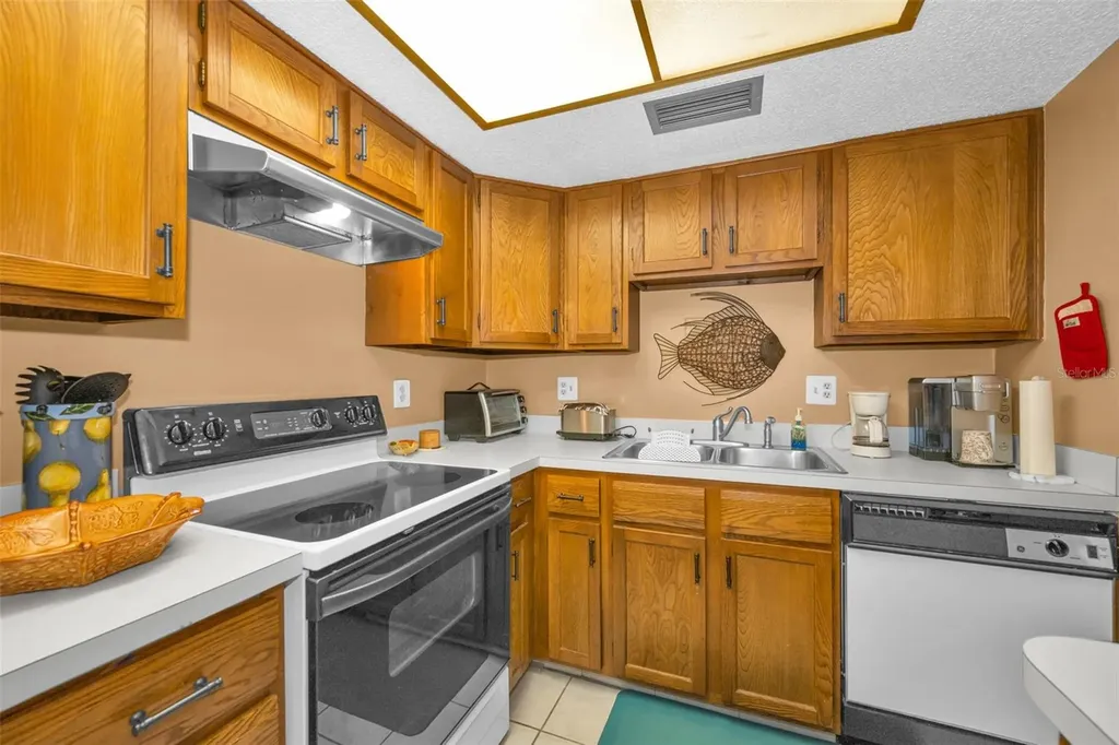 2700 Bayshore Boulevard Dunedin FL 34698