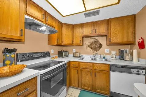 2700 Bayshore Boulevard Dunedin FL 34698