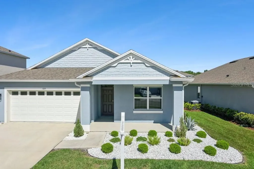 5235 Mahogany Drive Mount Dora FL 32757