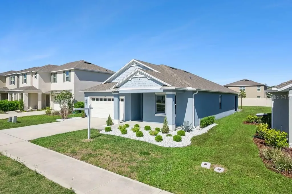 5235 Mahogany Drive Mount Dora FL 32757