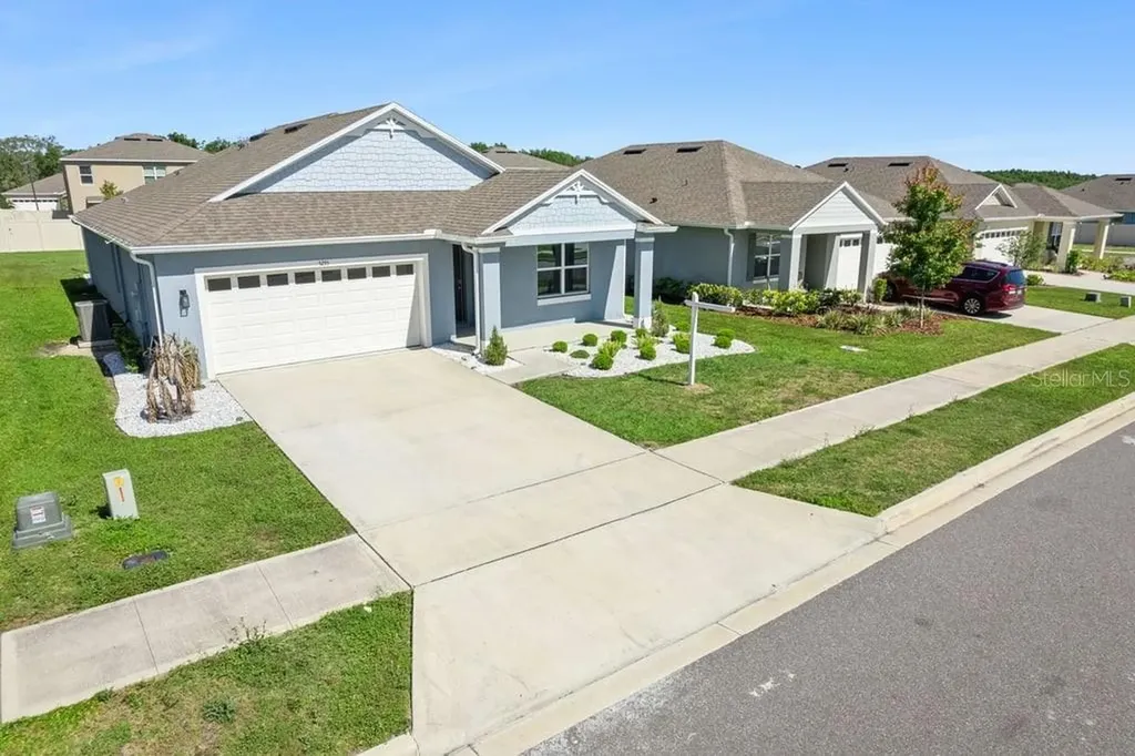 5235 Mahogany Drive Mount Dora FL 32757