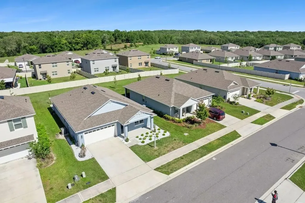 5235 Mahogany Drive Mount Dora FL 32757
