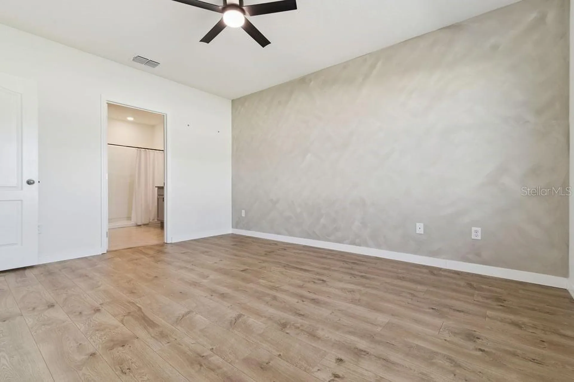 5235 Mahogany Drive Mount Dora FL 32757