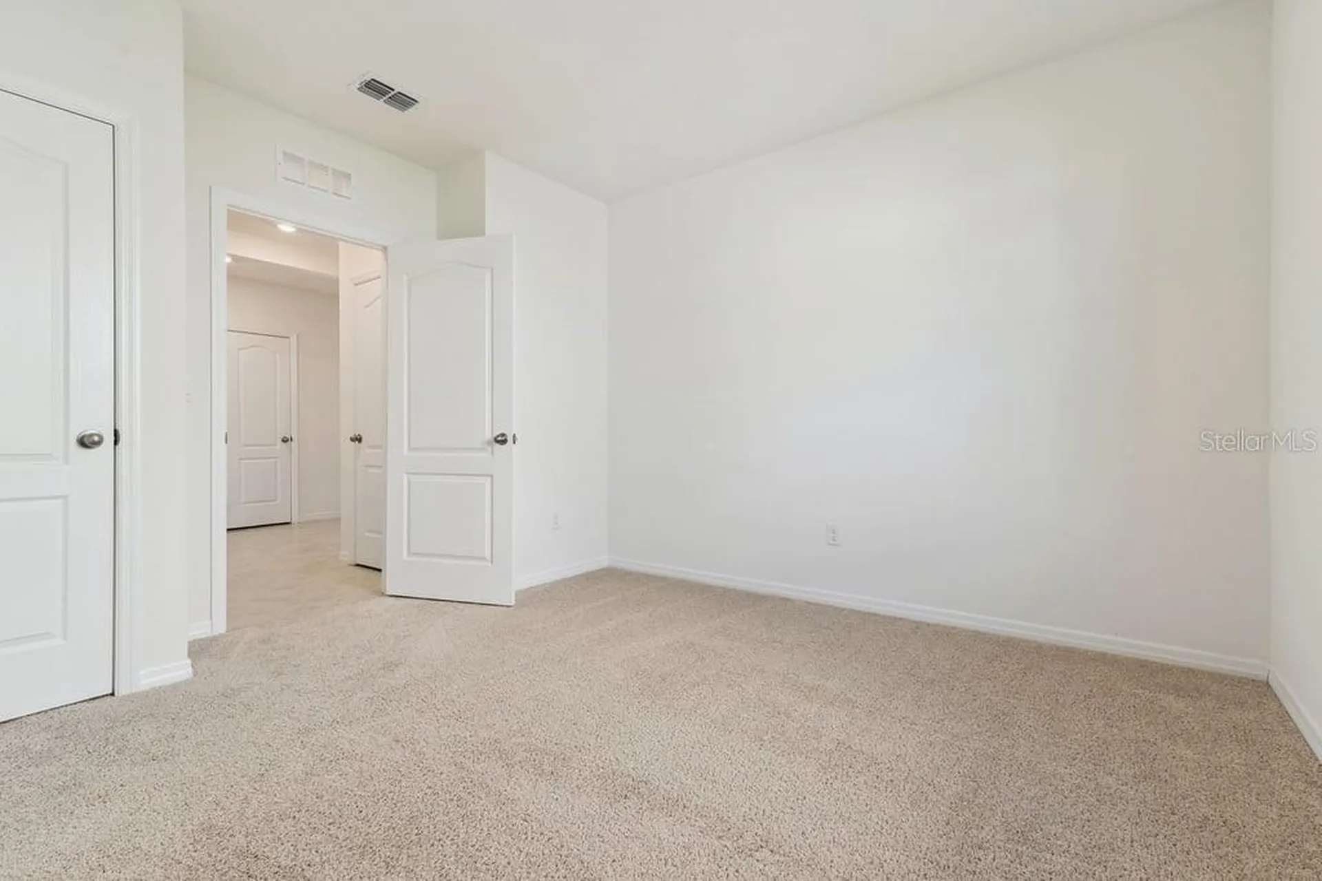 5235 Mahogany Drive Mount Dora FL 32757