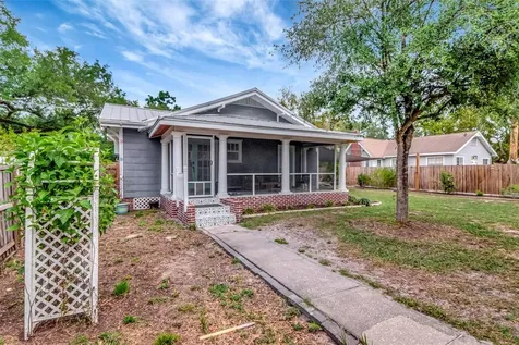 1601 E Powhatan Avenue Tampa FL 33610