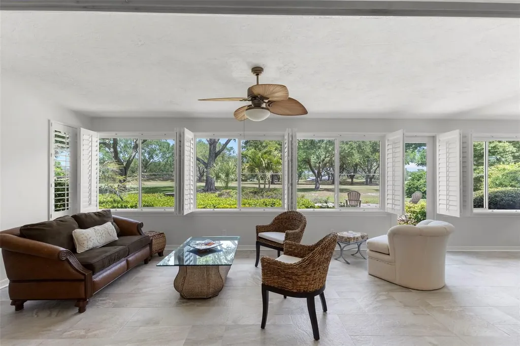 2836 Quail Hollow Road W Clearwater FL 33761