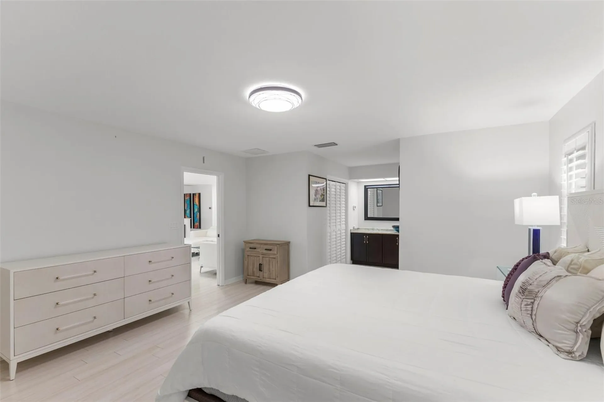 2836 Quail Hollow Road W Clearwater FL 33761