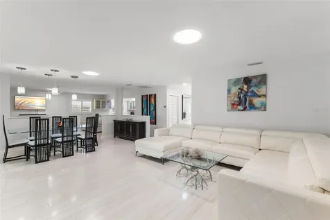 2836 Quail Hollow Road W Clearwater FL 33761