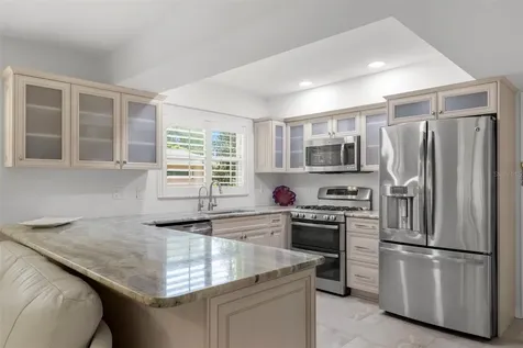 2836 Quail Hollow Road W Clearwater FL 33761
